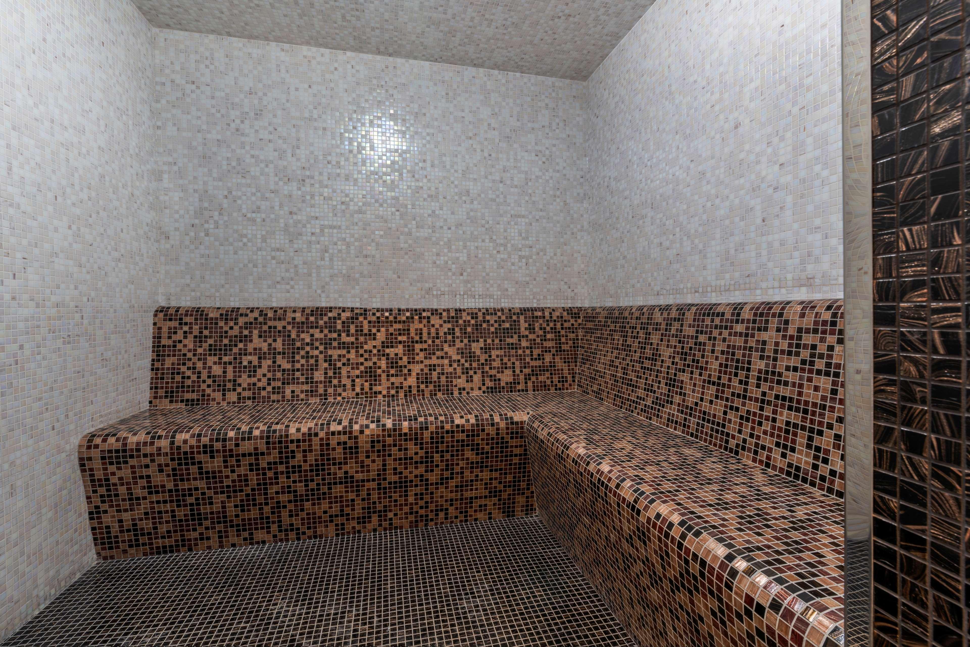 Aleph Doha Residences, Curio Collection By Hilton Exteriér fotografie Hamam in a Turkish bath
