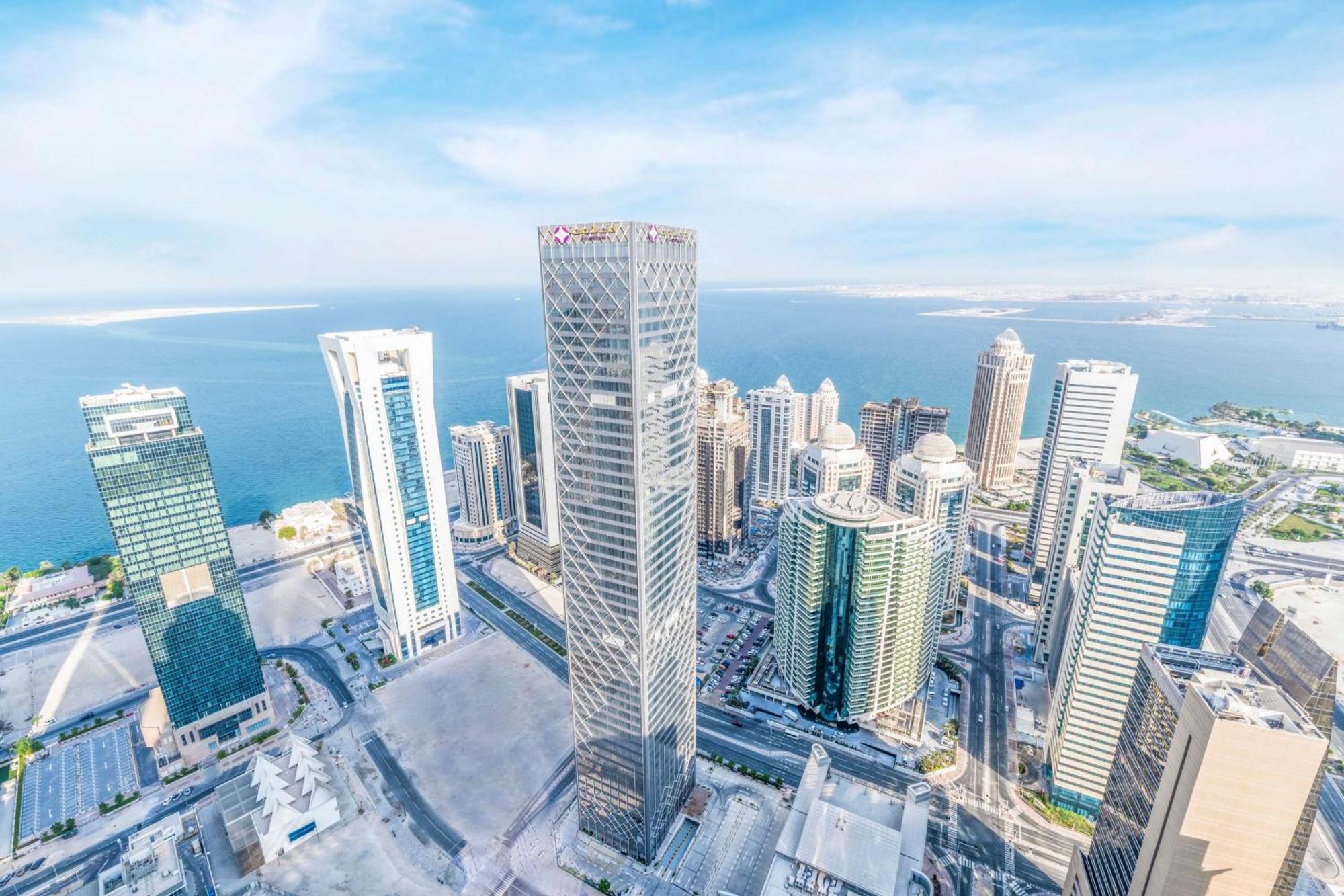 Aleph Doha Residences, Curio Collection By Hilton Exteriér fotografie Aerial view of the West Bay district